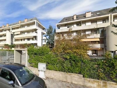 Appartamento in Vendita a Chieti, 80'000€, 180 m², arredato