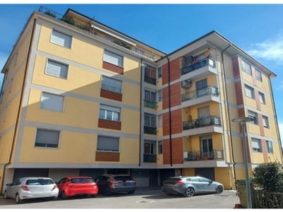 Appartamento in Vendita a Pisa, 165'000€, 133 m², con Box