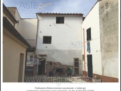 Appartamento in Vendita a Pisa, 45'000€, 90 m²