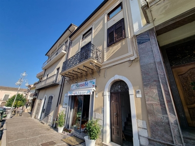 Appartamento in vendita a Pratola Serra Avellino