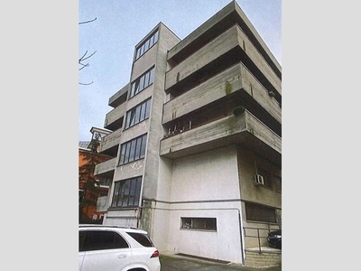 Appartamento in Vendita a Teramo, 108'400€, 153 m²