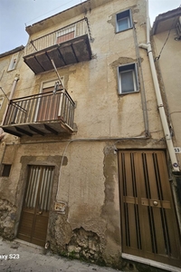 Appartamento indipendente in Via Baldi 53 in zona Via Don Bosco,via Gabara,zona Calvario a San Cataldo
