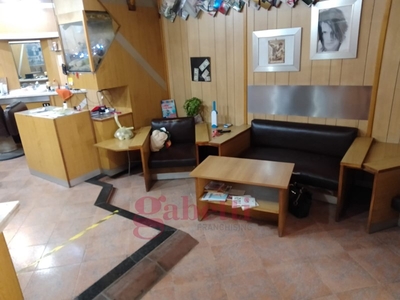 Attività commerciale in Vendita a Palermo, 19'000€, 65 m²