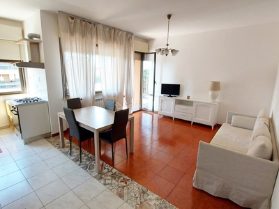 Bilocale in Affitto a Roma, zona Eur, 950€, 60 m², arredato