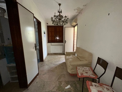 Bilocale in Vendita a Messina, 32'000€, 75 m²