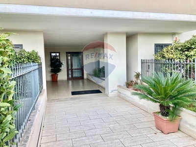 Bilocale in Vendita a Roma, zona Torrevecchia, 173'000€, 70 m²