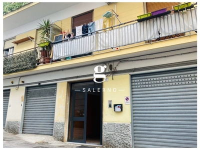 Bilocale in Vendita a Salerno, 80'000€, 30 m², arredato
