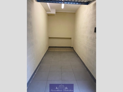 Capannone in Vendita a Firenze, zona Campo di Marte, 29'000€, 10 m²