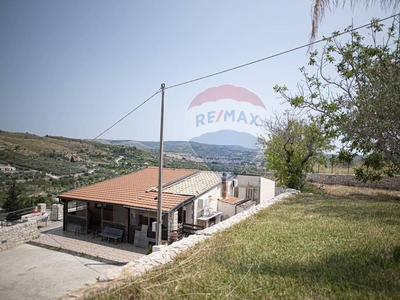 Casa in vendita 3 Stanze da letto a Giarratana