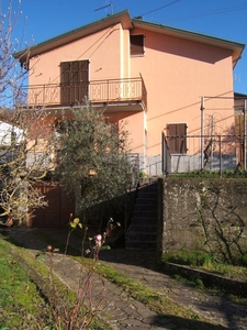 Casa semi indipendente in vendita 2 Stanze da letto a Fivizzano