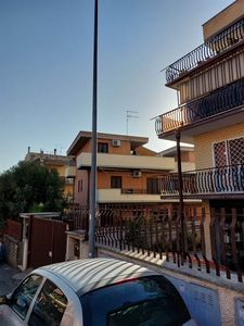 Casa semi indipendente in Via Fratelli Mazzocchi 48 a Roma