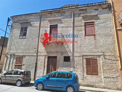 Casa singola in Via Makara in zona Makara a Mazara del Vallo