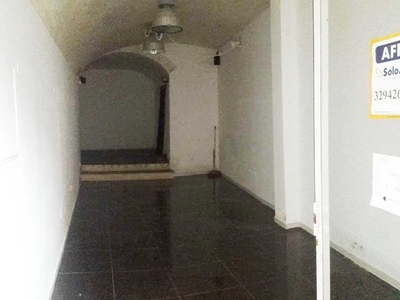 Immobile commerciale in Affitto a Sassari, zona Centro cittÃ, 1'200€, 50 m²