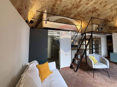 Loft in Via Tommaso Natale, Palermo, 2 locali, 1 bagno, con box, 52 m²