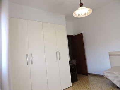 Monolocale in Affitto a Pisa, 300€, 12 m², arredato