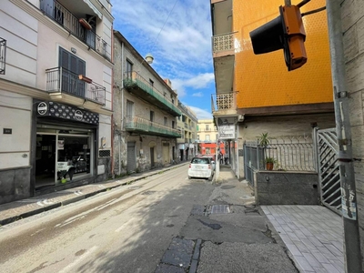 Negozio in affitto a Marano Di Napoli