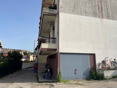 Quadrilocale in Vendita a Pescara, 235'000€, 130 m², arredato