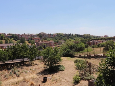 Terreno edificabile in vendita a Roma