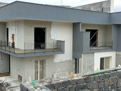 Trilocale in nuova costruzione a Gravina di Catania