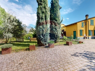 Ufficio in Vendita a Parma, zona San Leonardo, 400'000€, 111 m²