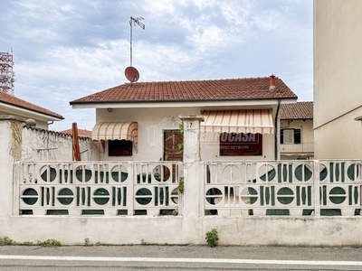 Vendita Casa indipendente Via Nino Bixio, 7, Orbassano