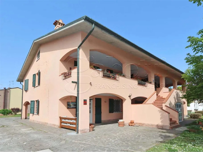 Via Lavezzola - Appartamento in Villa trifamiliare
