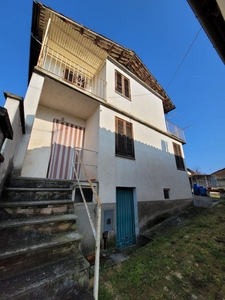 Villa a schiera in VIA TORINO - Montiglio Monferrato
