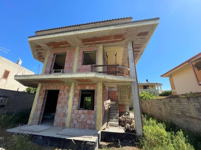 Villa bifamiliare in vendita a Quartucciu