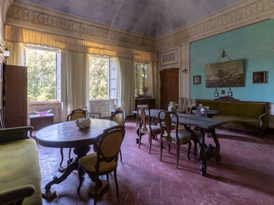 Villa di 630 mq in vendita - Livorno