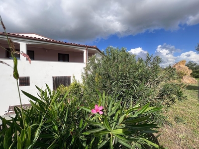 Villa in vendita 4 Stanze da letto a Alghero