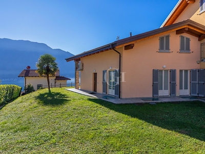 Villa in vendita 4 Stanze da letto a Tremezzina