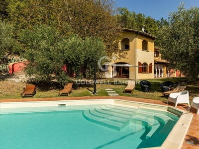Villa in vendita a Acqualagna - Zona: Furlo