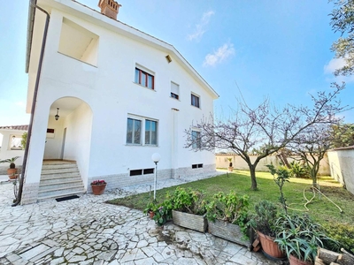 Villa in vendita a Anzio