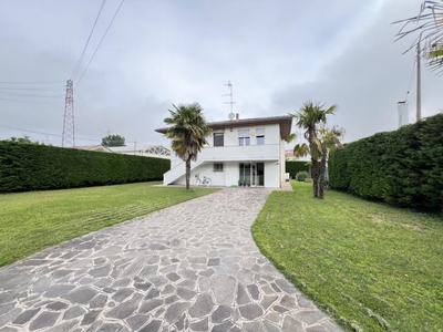 Villa in vendita a Pontecchio Polesine