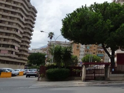 Appartamento in Viale Del Fante, 58, Palermo (PA)