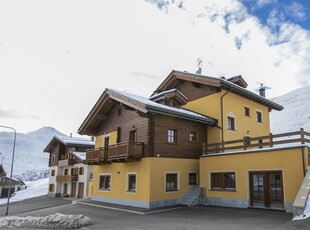 Accogliente appartamento per sciatori con balcone e parcheggio, vicino alle piste