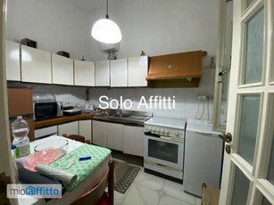 Appartamento arredato con terrazzo Centro