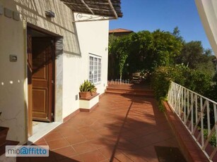 Appartamento arredato con terrazzo Centro