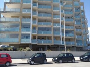 Appartamento di 3 vani /110 mq a Bari - Marconi - San Cataldo (zona zona faro)