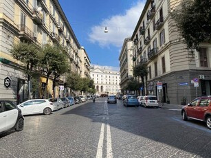 Appartamento in affitto a Napoli