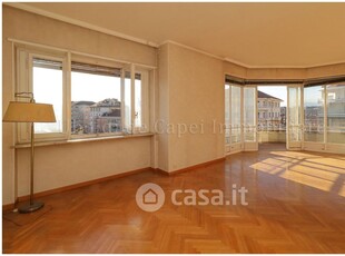 Appartamento in Affitto in Corso Galileo Ferraris 115 a Torino