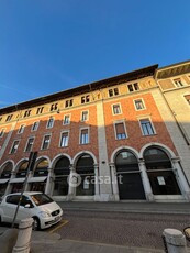 Appartamento in Affitto in Francesco Crispi 3 a Brescia