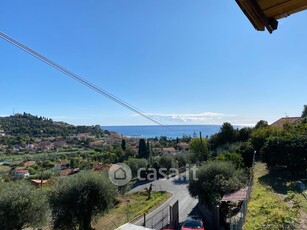 Appartamento in Affitto in Strada Comunale Poggi a Imperia