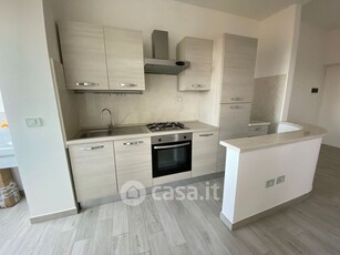 Appartamento in Affitto in Via Capriglia a Pietrasanta