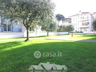 Appartamento in Affitto in Via Cassia 1800 a Roma