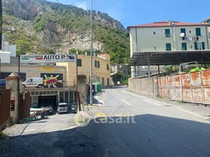 Appartamento in Affitto in Via Chiaravagna 124 a Genova