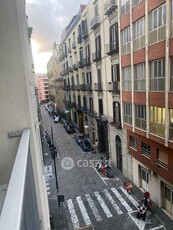 Appartamento in Affitto in Via Chiatamone a Napoli