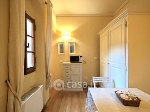 Appartamento in Affitto in Via del Ponte alle Riffe a Firenze