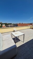 Appartamento in Affitto in Via della Formica 10 a Roma