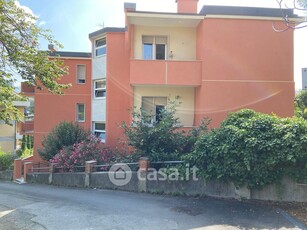 Appartamento in Affitto in Via Dodecaneso a Genova